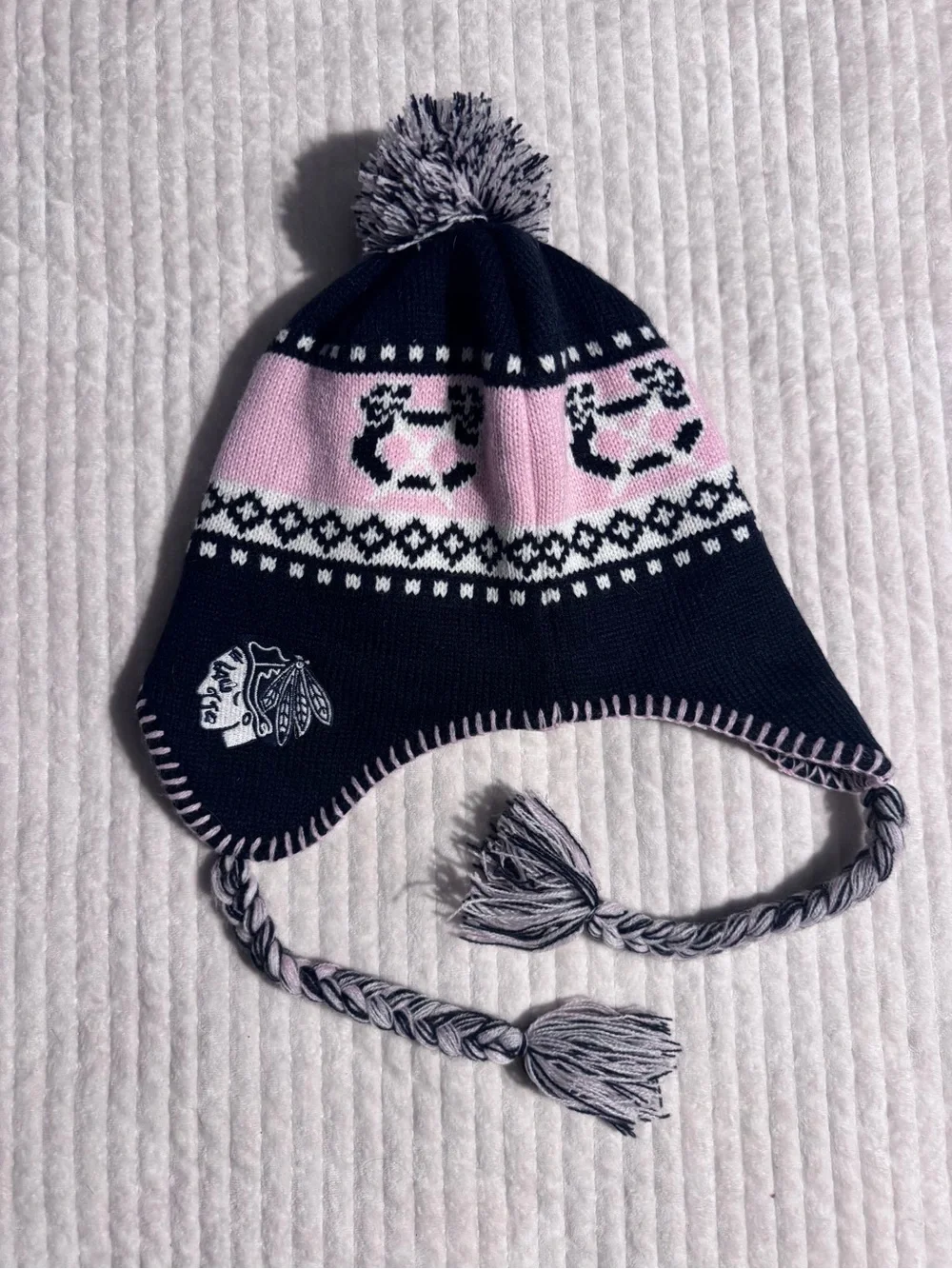 NHL Fan Favorite Kids Chicago Blackhawks Tassel Pom Winter Hat